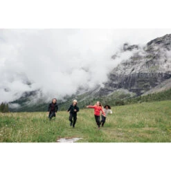 Quechua Softshell-wandeljas Voor Meisjes Hike 900 37 Quechua Softshell-wandeljas Voor Meisjes Hike 900 -Quechua softshell jas voor wandelen kinderen mh550 zwart 7 15 jaar 16