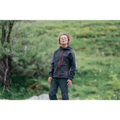 Quechua Softshell-wandeljas Voor Meisjes Hike 900 39 Quechua Softshell-wandeljas Voor Meisjes Hike 900 -Quechua softshell jas voor wandelen kinderen mh550 zwart 7 15 jaar 18