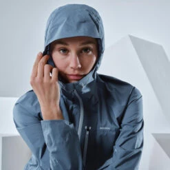 Quechua Ultralicht Regenjack Voor Fast Hiking Dames FH500 Rain 10 Quechua Ultralicht Regenjack Voor Fast Hiking Dames FH500 Rain -Quechua ultralichte regenjas voor fast hiking dames fh500 rain blauw 2